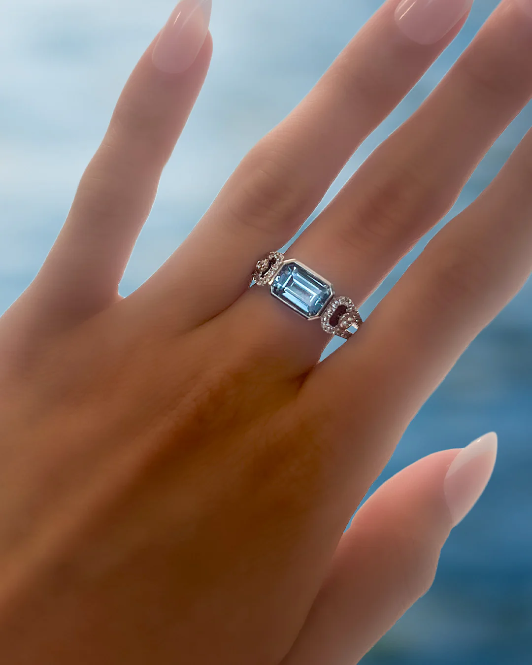 Aqua Blue Spinel Ring - Image 3